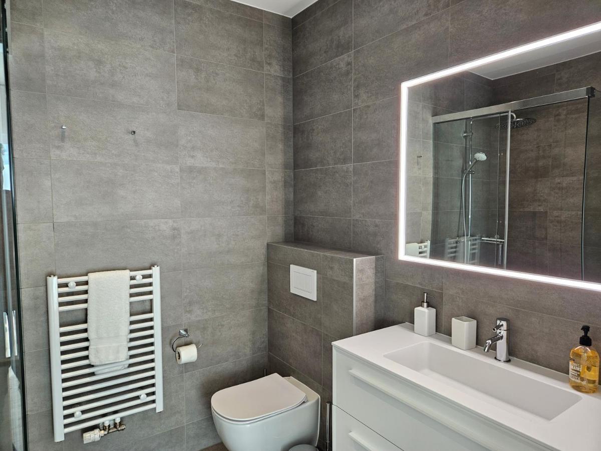 New Spacious Two Bedroom Center With Parking, Near Public Transport Люксембург Екстер'єр фото